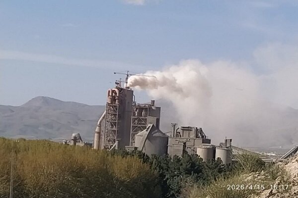 محیط‌زیست لرستان خواستار تعطیلی واحد آلاینده کارخانه سیمان دورود شد