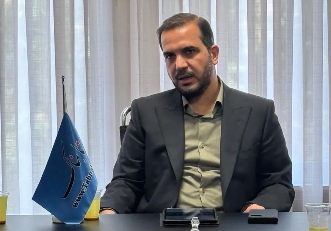 انتقاد تند نماینده اهواز از حقوق ۴۷۰ میلیونی مدیر پروازی؛ حامیان این انتصاب‌ها پاسخ دهند