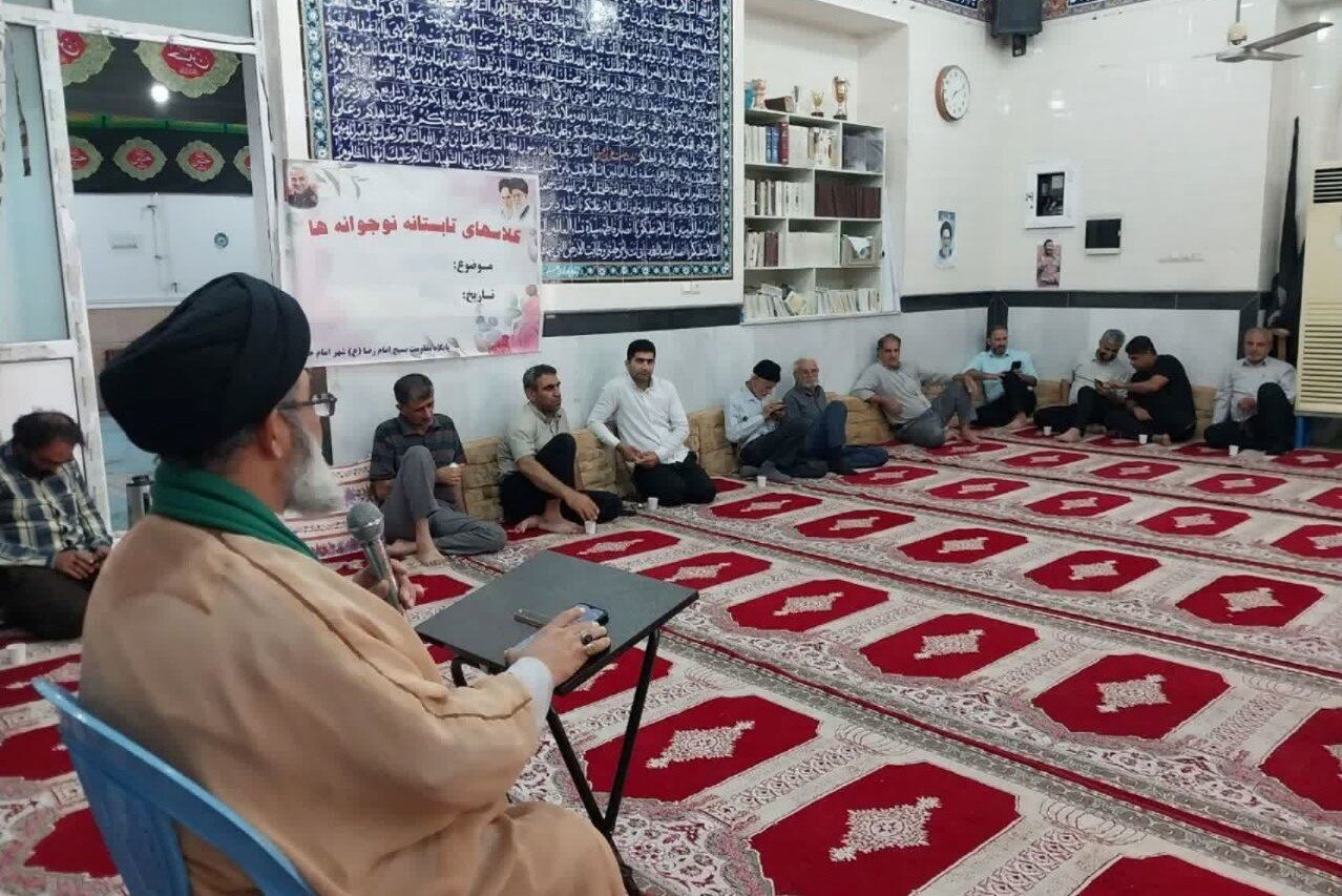 مراسم جشن میلاد پیامبر اسلام(ص) و امام صادق(ع) در شهر امام حسن دیلم برگزار شد