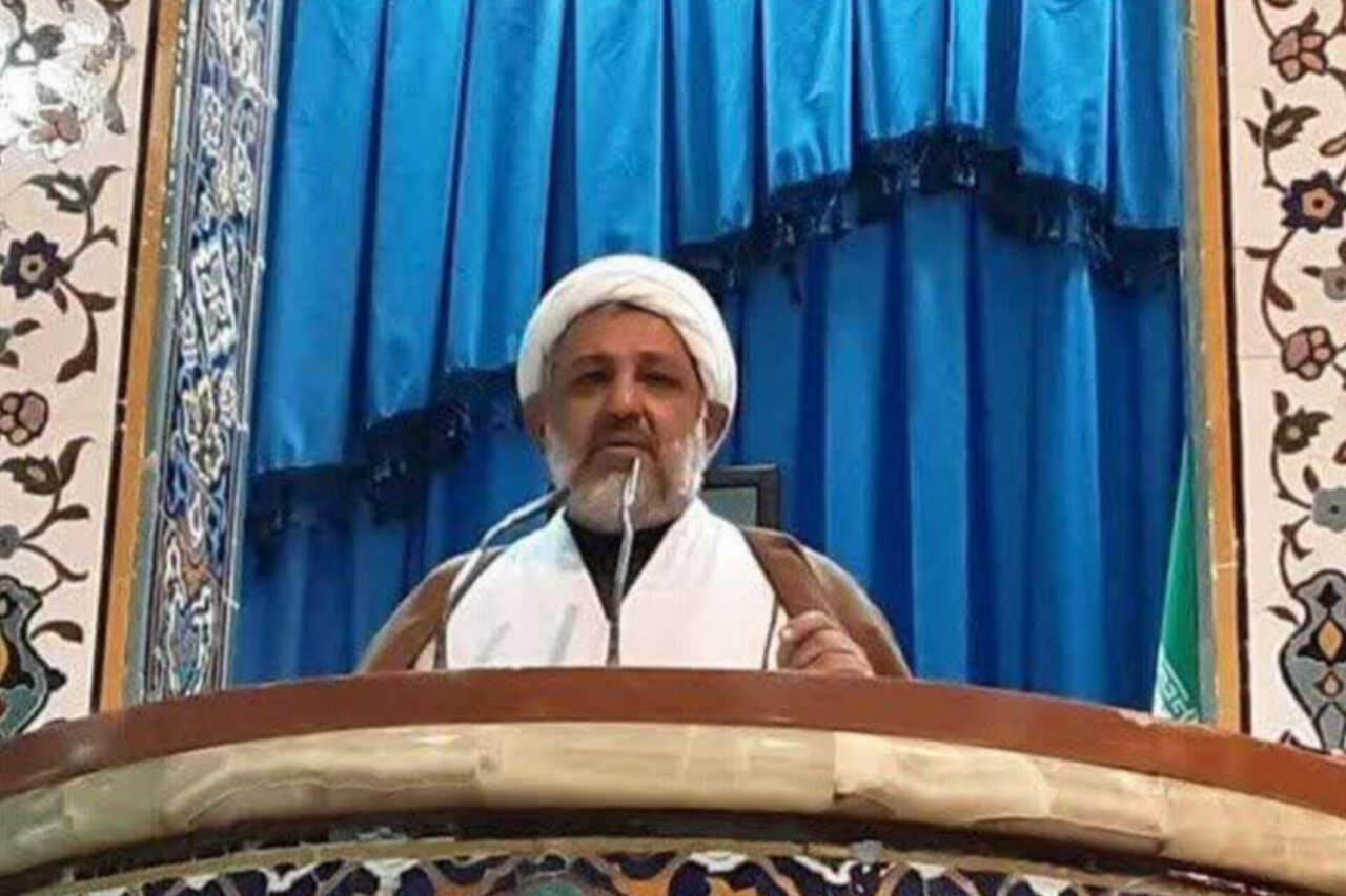 امام جمعه موقت ایلام: ایران به بازیگری تعیین‌کننده در نظم جهانی تبدیل شده است