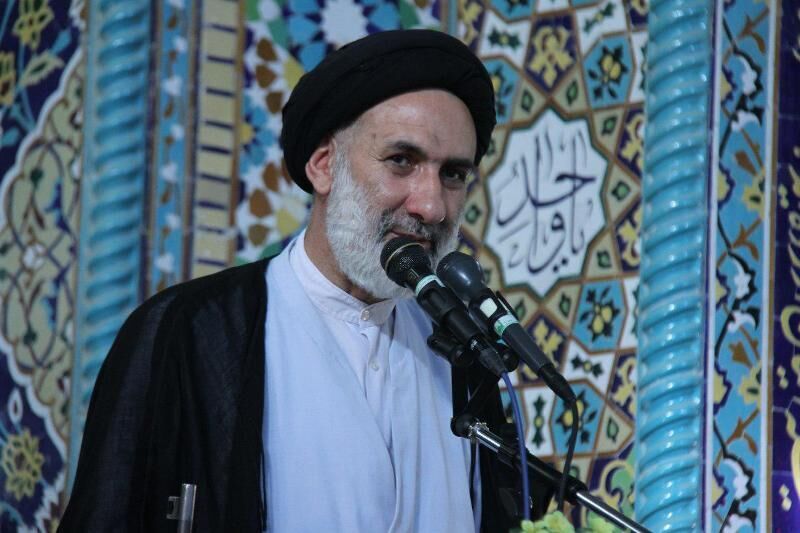 پیام تریبون جمعه شهرکرد: انسجام ملی، سد محکم برابر دشمن