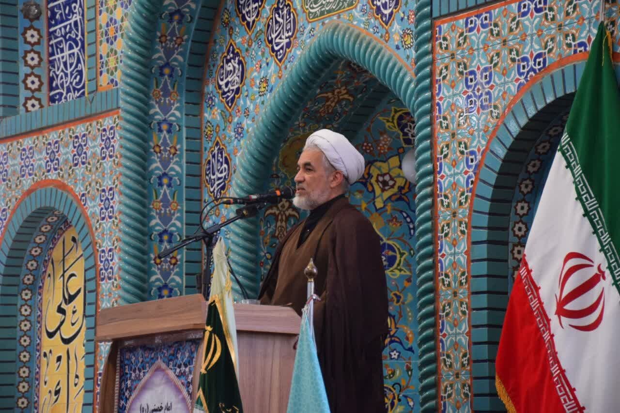 امام جمعه شاهرود: وحدت واجب اجتماعی مسلمانان است؛ تفرقه بزرگ‌ترین آسیب تاریخ اسلام