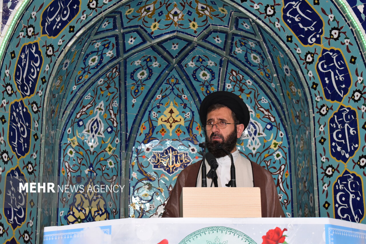 امام جمعه گرمسار: وحدت اسلامی سپر مسلمانان در برابر مستکبران است