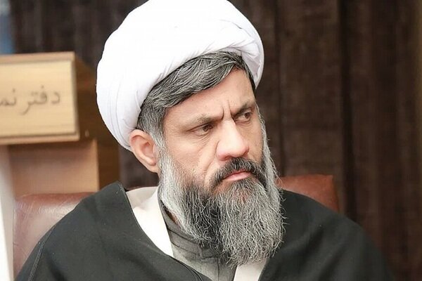 امام جمعه دمق: قانون‌گذاری باید به معیشت مردم گره بخورد نه لابی‌های تحمیلی