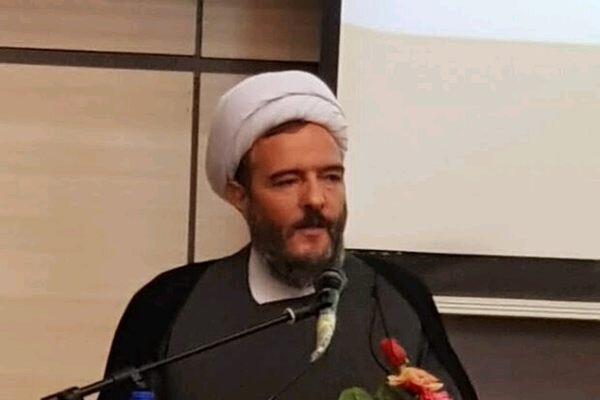 امام جمعه بیجار: پیامبر اکرم(ص) کامل‌ترین الگو در مهربانی و وحدت‌آفرینی است