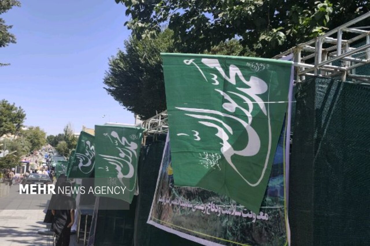 شور نبوی کردستان را فراگرفت؛ گردهمایی مردمی وحدت در سنندج آغاز شد