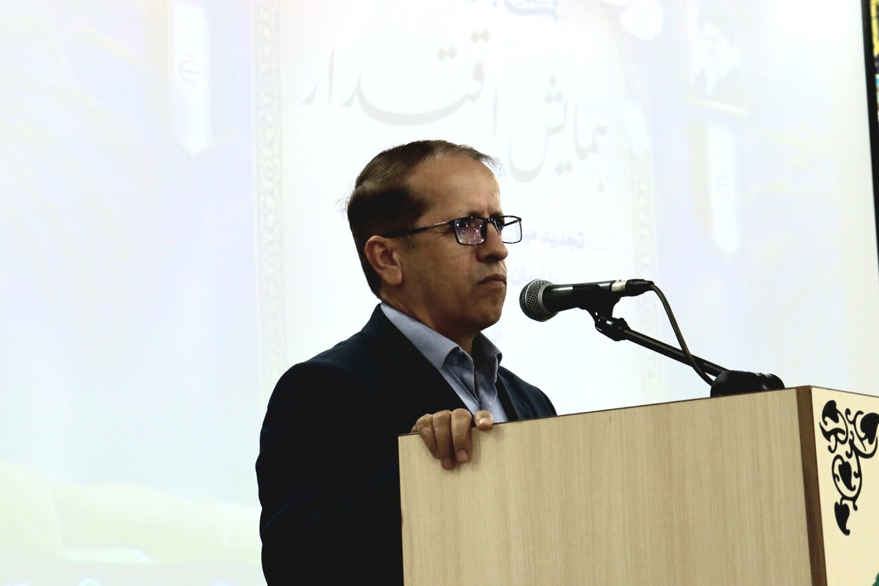 کارنامه هفته دولت در دیر؛ ۱۲۰ طرح عمرانی و اقتصادی و حمایت جدید از شهرداری‌ها و دهیاری‌ها