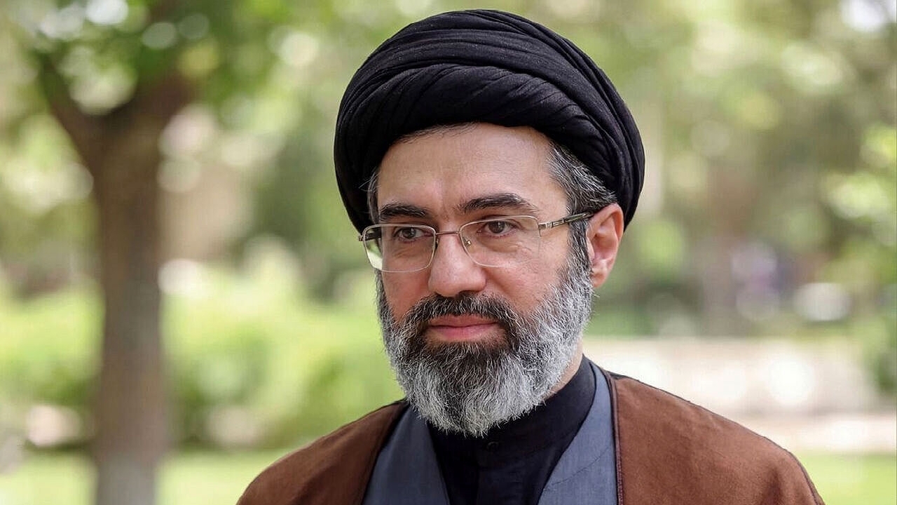 پیام رهبر انقلاب به مناسبت هفته دولت؛ هر اقدام علیه انسجام ملی قاطعانه ممنوع است