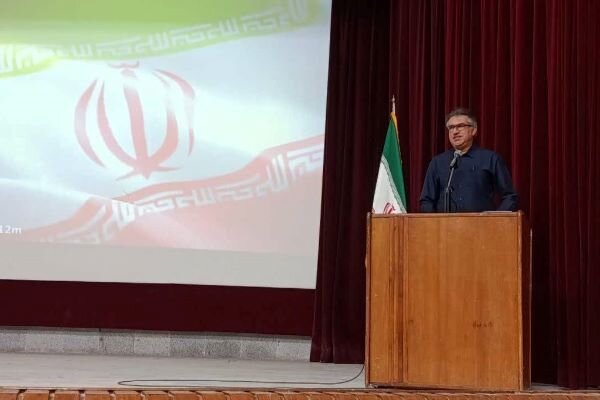 افتتاح ۲۰ طرح کشاورزی در دشتستان همزمان با هفته دولت با اشتغال‌زایی برای ۱۳۰۰ نفر