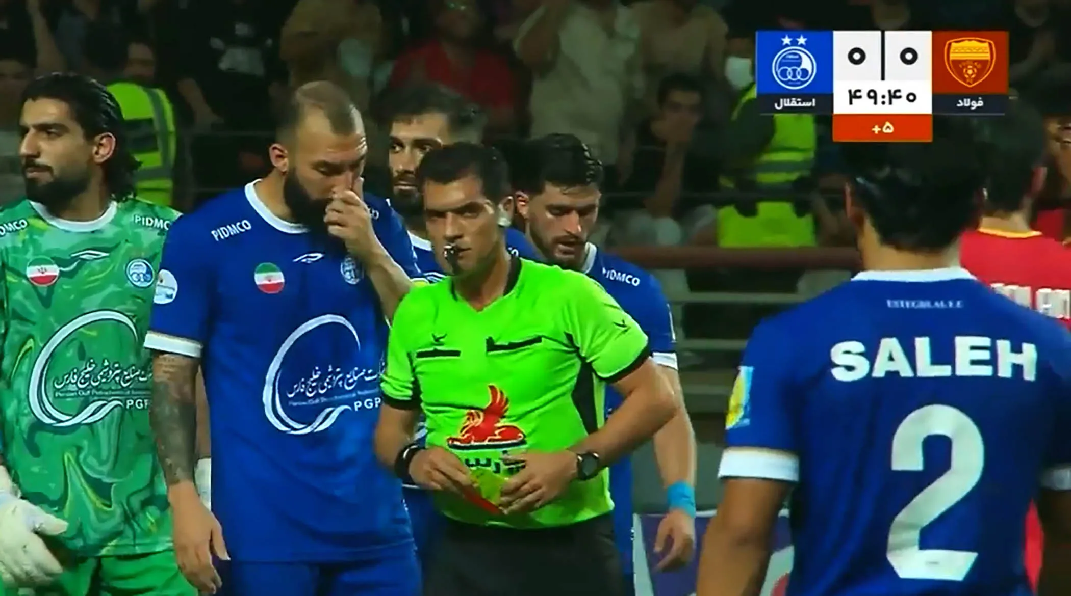 توقف آبی‌ها در اهواز؛ جدال فولاد و استقلال برنده نداشت