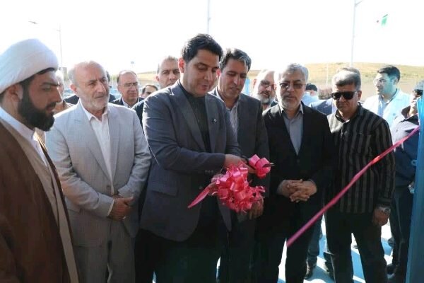 سه طرح زیرساختی، مسکن و آموزشی در قروه با حضور استاندار کردستان به بهره‌برداری رسید