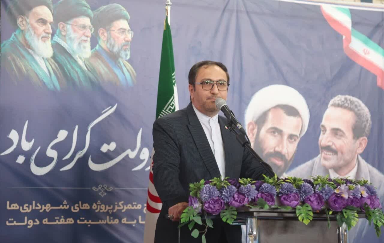 بهره‌برداری از ۱۴۳ طرح عمرانی و خدماتی در خنداب با اعتبار ۶۳۵۰ میلیارد ریالی