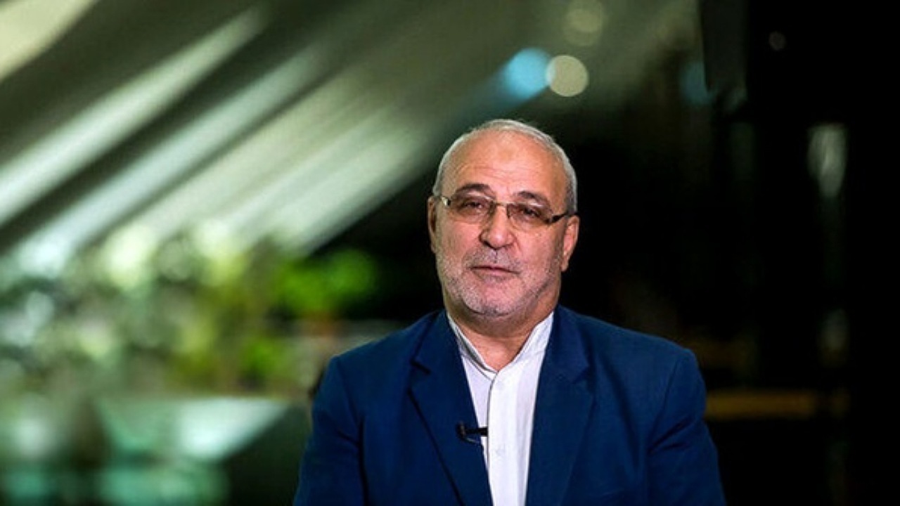 حاجی‌دلیگانی: وزارت بهداشت قانون افزایش ظرفیت تخصص پزشکی را دور می‌زند
