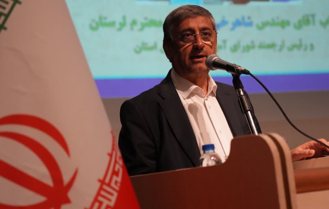 استاندار لرستان: رضایت مردم باید معیار اصلی سنجش عملکرد مدیران باشد
