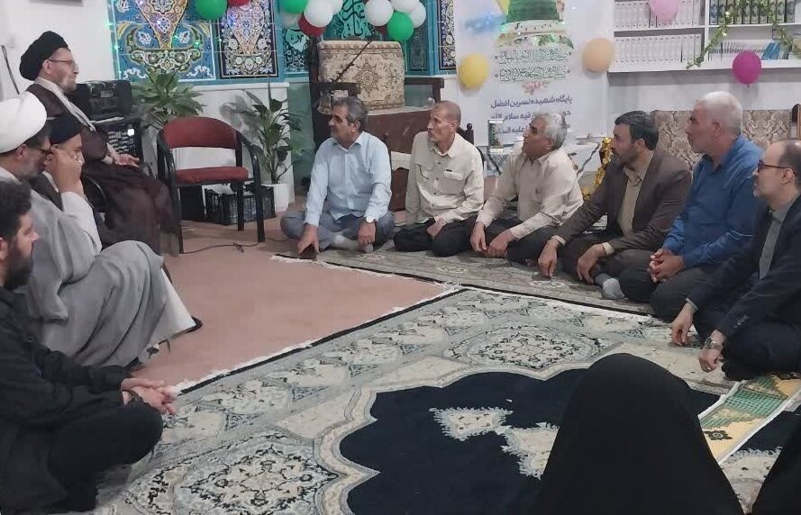 نماینده ولی‌فقیه در لرستان: مسجد فراتر از عبادتگاه، کانون تربیت نسل جوان است