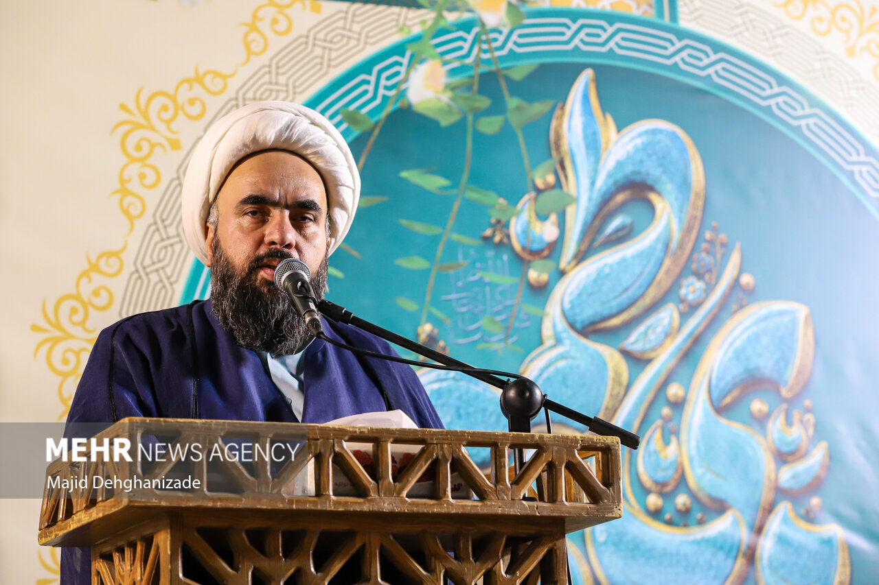 تأکید مدیرکل تبلیغات اسلامی یزد بر تداوم آرمان‌های نبوی در انقلاب اسلامی و ضرورت وحدت امت