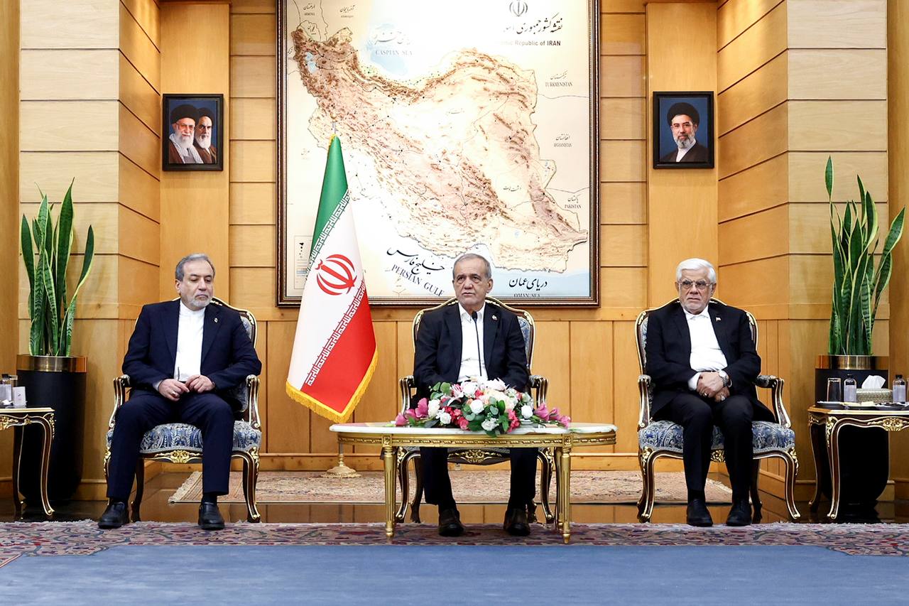 حضور پزشکیان و عراقچی در اجلاس سران سازمان همکاری شانگهای