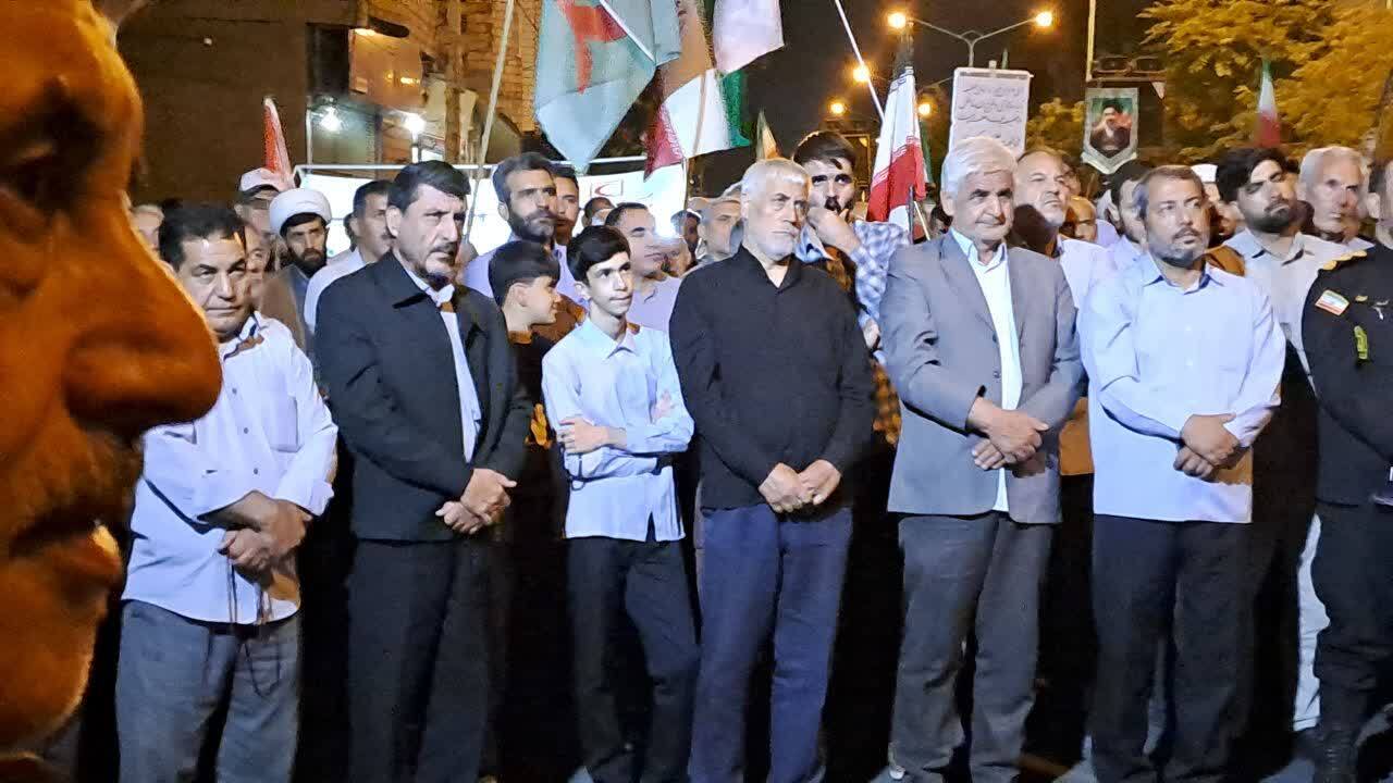 تجمع مردم خوی در شب‌های مقاومت