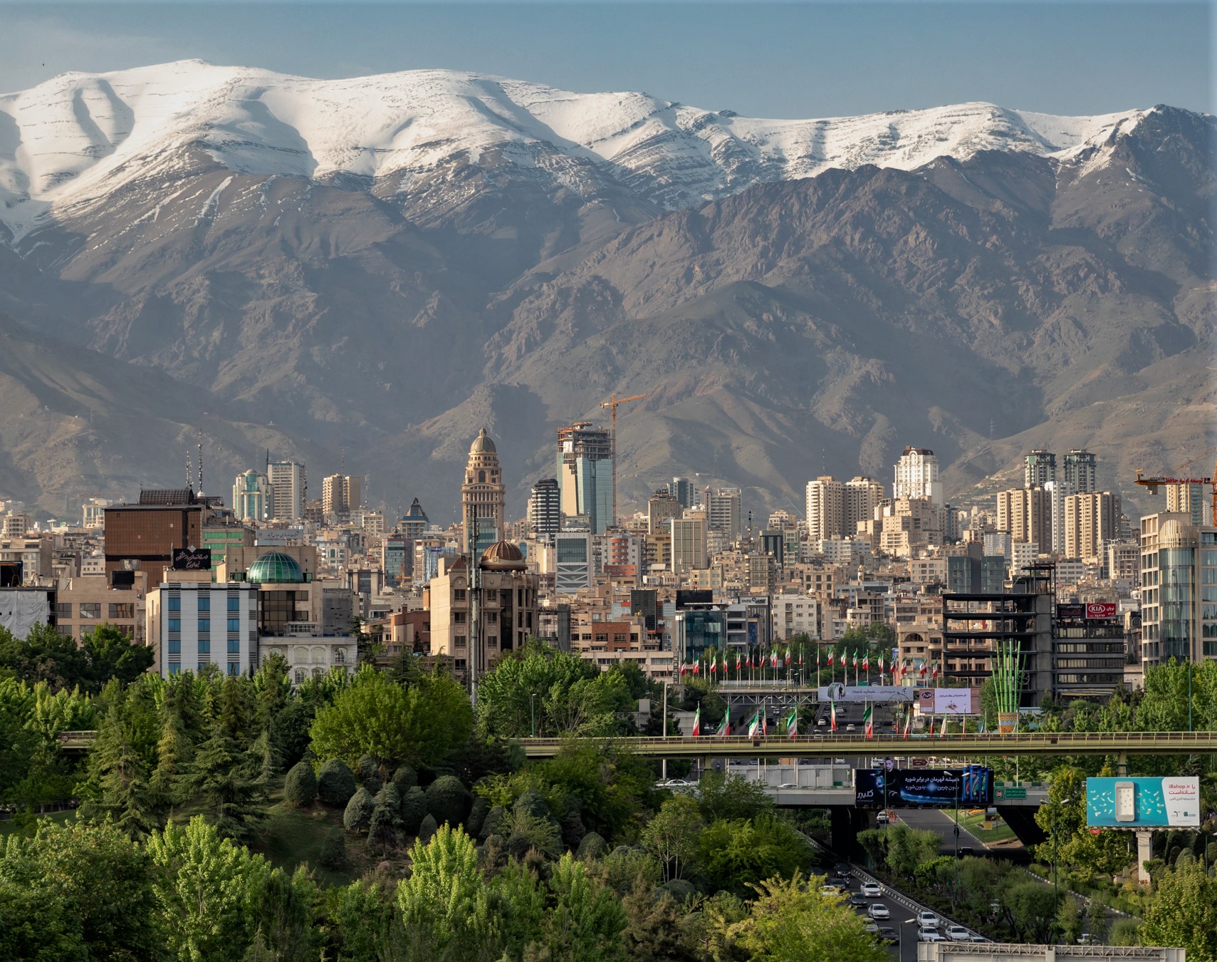 دوره رقابت نفس‌گیر خودروسازان داخلی آغاز شد