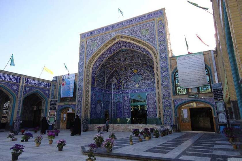 فرماندار سمنان: بقاع متبرکه می‌توانند به قطب‌های فرهنگی و گردشگری منطقه تبدیل شوند