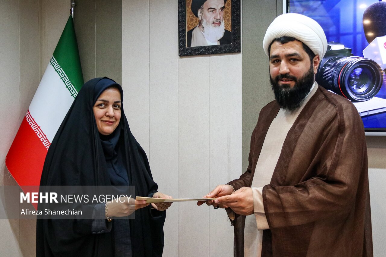 قدردانی از خبرنگاران و عکاسان مهر در گیلان با حضور مدیرکل تبلیغات اسلامی