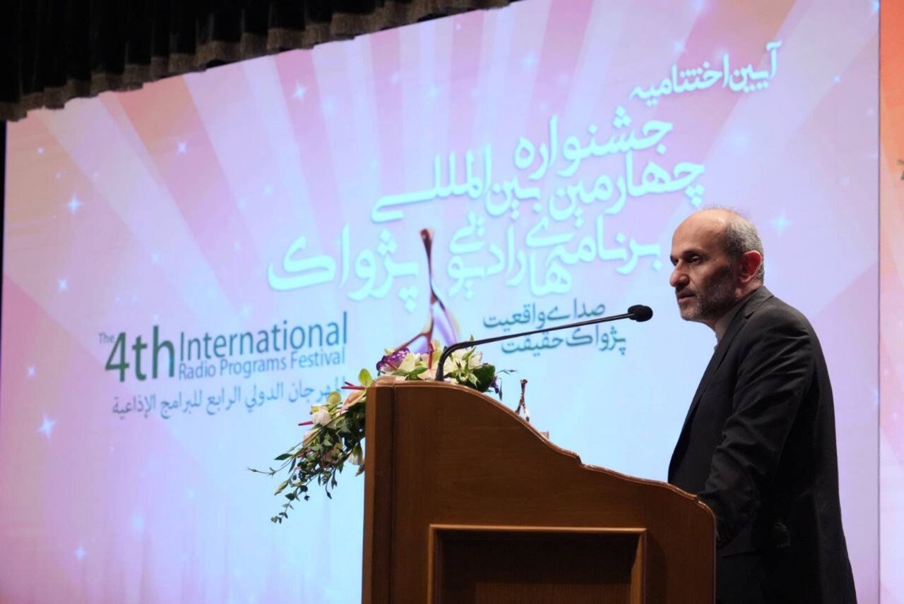 کنایه جبلی به منتقدان صداوسیما؛ دیدن رسانه ملی افتخار است نه مایه تکدر