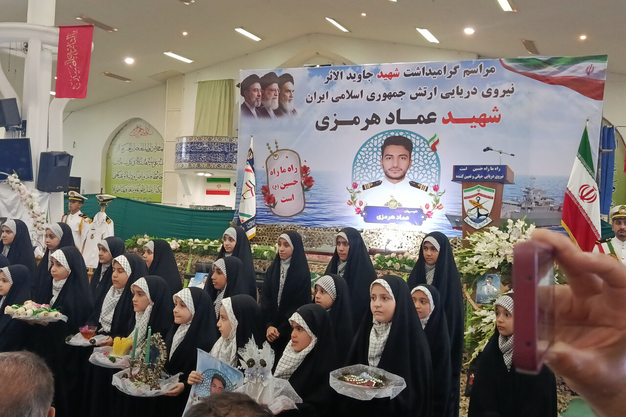 شهید عماد هرمزی؛ افسر عملیات ناوشکن که پس از ۱۰ ماه دوری به قاب شهادت نشست