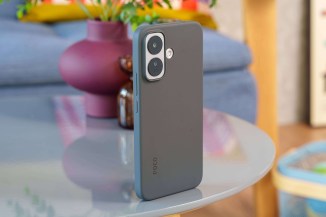 محتویات جعبه پوکو X8