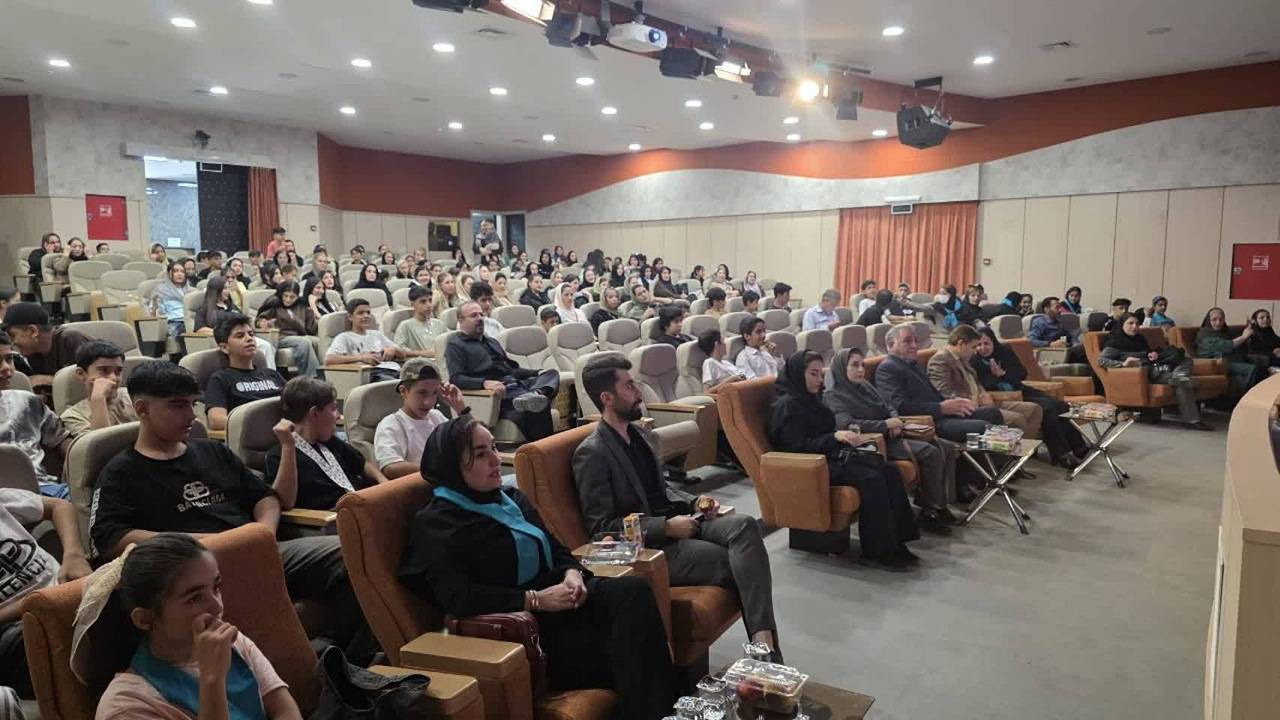هشدار بهزیستی سنندج درباره پیوند آسیب‌های اجتماعی با استفاده نادرست از فضای مجازی