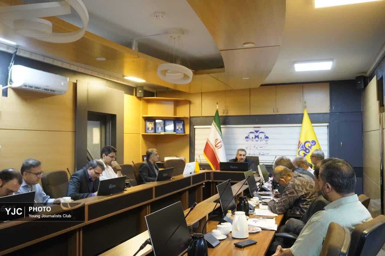 برنامه زمستانی برای گلخانه‌های فارس؛ تجهیز به سوخت دوم برای جلوگیری از توقف تولید