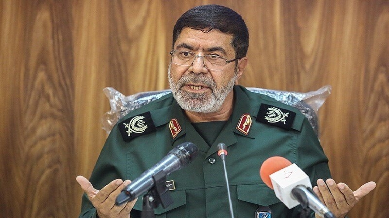 هشدار سردار شریف به دشمنان: اصرار بر تجاوز با غافلگیری‌های راهبردی ایران پاسخ داده می‌شود