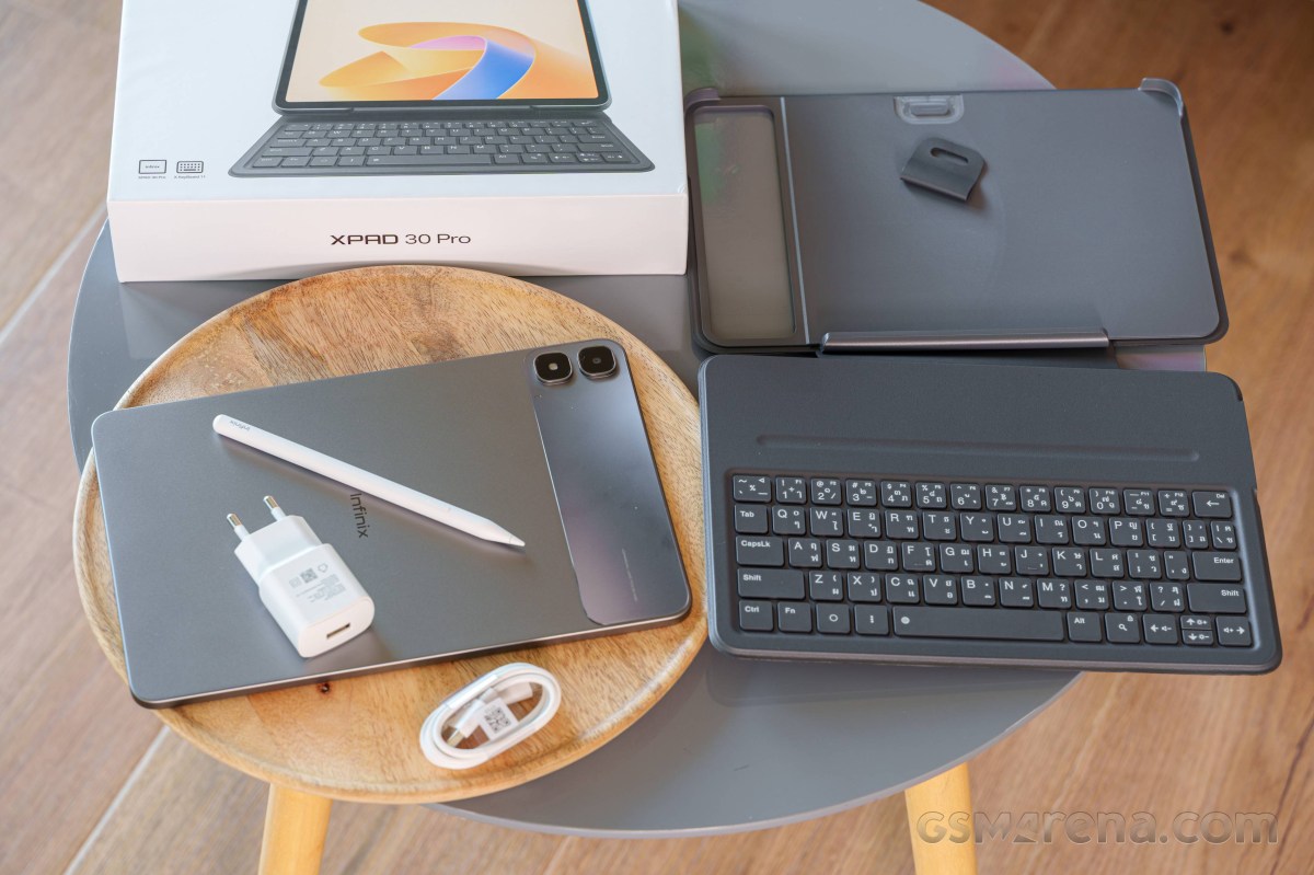جعبه‌گشایی اینفینیکس XPAD 30 Pro و محتویات داخل جعبه
