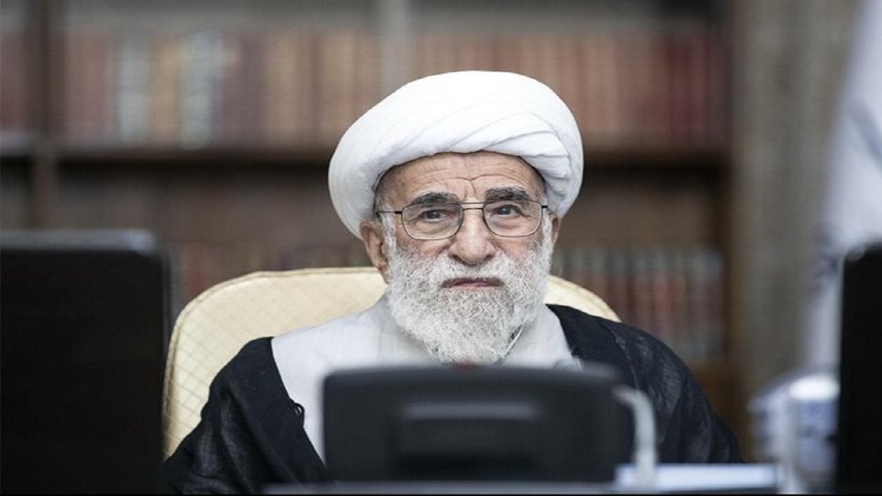 آیت‌الله جنتی: جنگ اقتصادی دشمن با روحیه جهادی و اقدام انقلابی مهار می‌شود