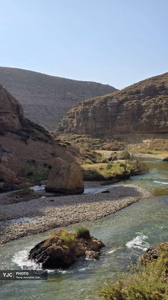نمایی از خط الراس زردکوه از نگاه عکاس طبیعت