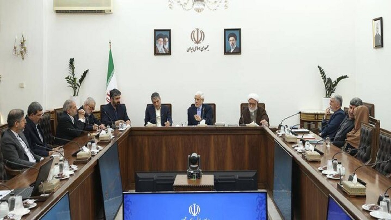 عارف: جهش علمی ایران حاصل ایمان امام خمینی به توان جوانان بود