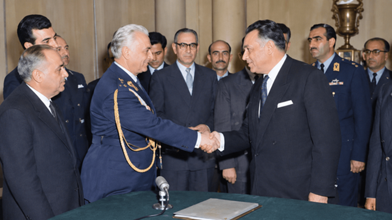 پشت پرده قحطی بزرگ ۱۳۲۱؛ چگونه دستکاری قیمت طلا ریال را به سقوط کشاند؟