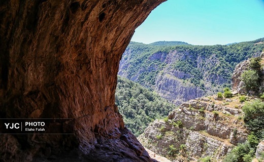 رسوبات و ساختارهای زمین‌شناختی در غار