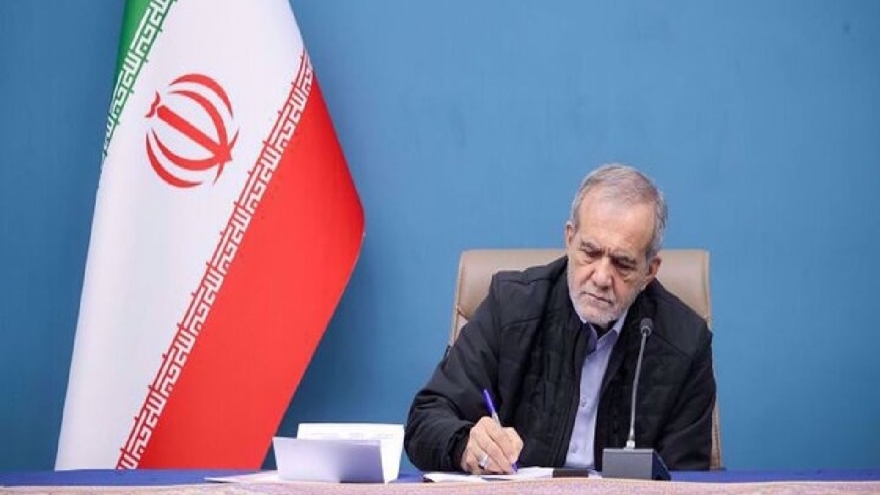 ابلاغ دستور ۵ بندی پزشکیان برای صرفه‌جویی در مصرف سوخت؛ از «روز بدون خودرو» تا توسعه دورکاری