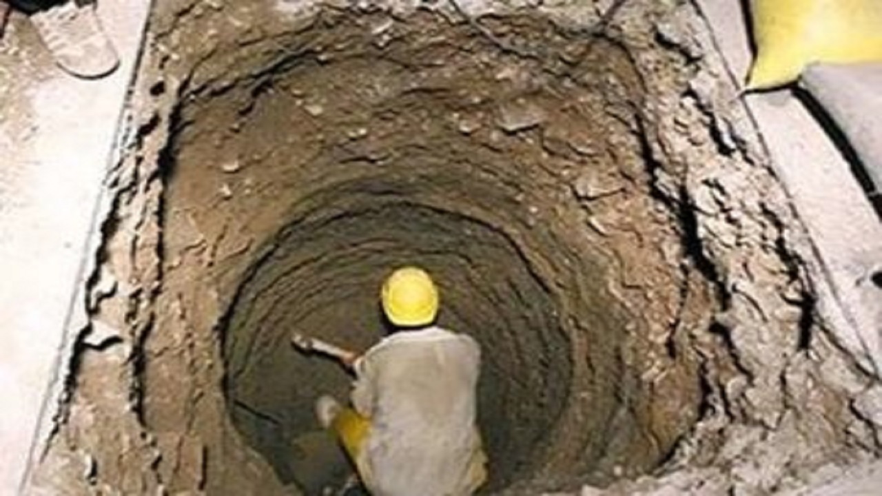 عملیات نفس‌گیر در عمق چاه سجزی؛ یک کارگر جان باخت و دو نفر به زندگی بازگشتند