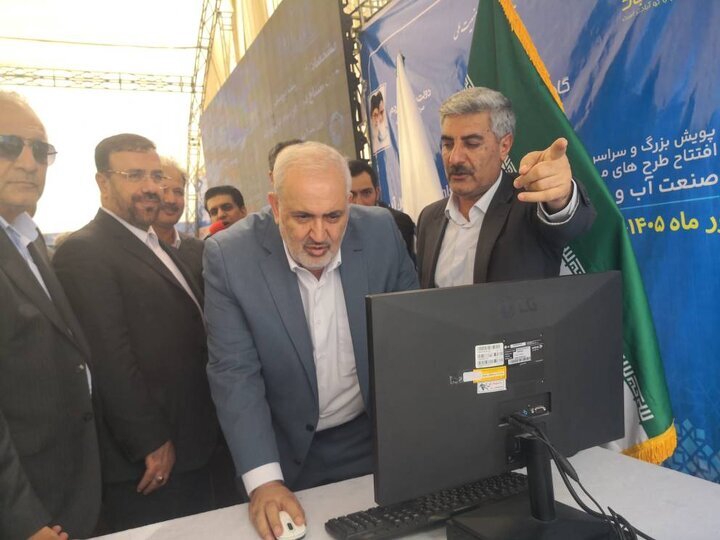 مراسم بهرهبرداری از رینگ انتقال آب شیراز