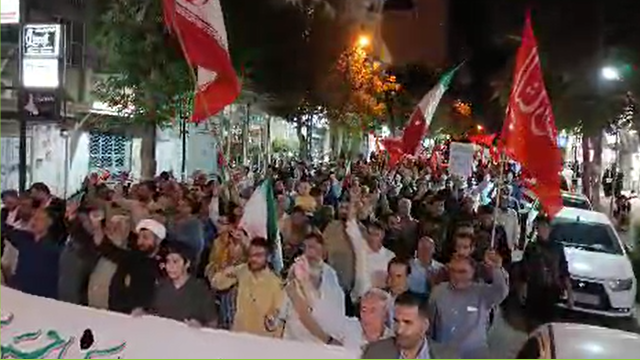 گردهمایی شبانه مردم میانه در حمایت از انقلاب و ولایت + فیلم