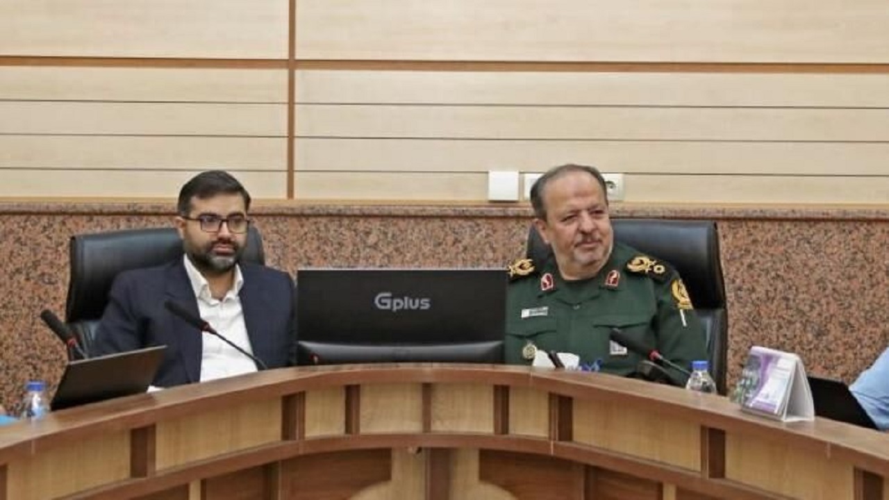 سرپرست وزارت دفاع: حل مسئله انرژی با بسته‌ای جامع از فناوری و فرهنگ ممکن است