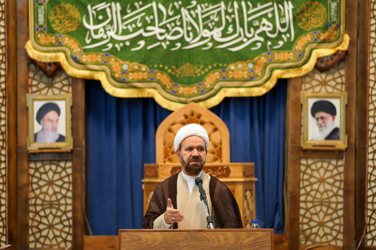 شیراز، سومین حرم اهل‌بیت و پایگاه جهانی نشر معارف اسلامی؛ طلاب ۱۸ ملیت سفیران شاهچراغ در جهان