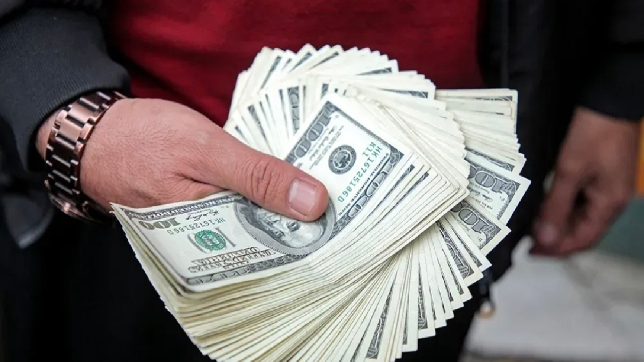بازگشت ۹.۵ میلیون دلار دارایی بانک دولتی به بیت‌المال با ورود دادستانی تهران