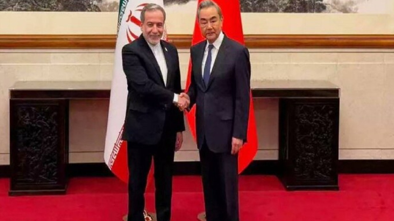 دیدار عراقچی و وانگ‌یی در پکن؛ تاکید تهران و پکن بر تعمیق مشارکت جامع راهبردی