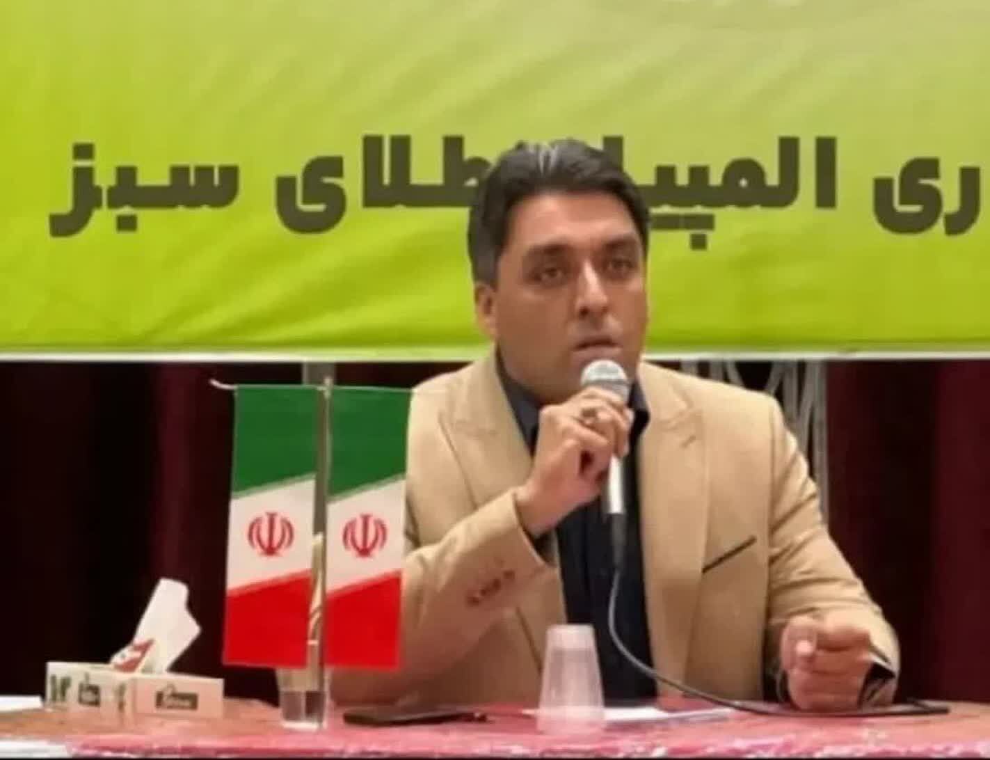 تیم وزنه‌برداری بزرگسالان کرمان روی سکوی قهرمانی کشور