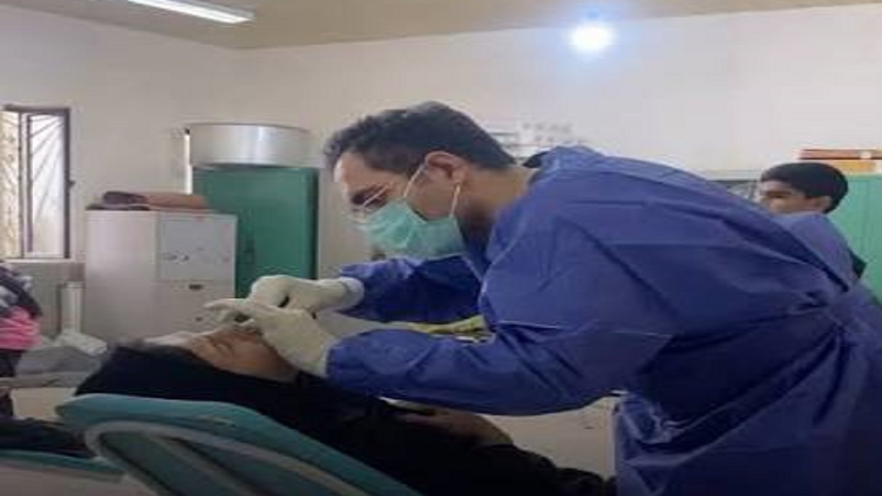 خدمت‌رسانی رایگان دندانپزشکی به ۱۶۰۰ نفر در صادق‌آباد گالیکش با اردوی جهادی مشکات