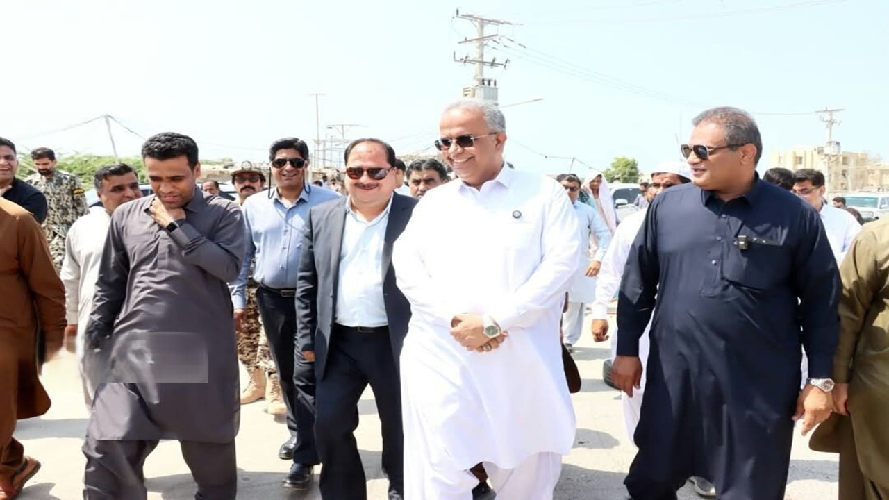 عملیات اجرایی آب‌شیرین‌کن ۲۰۰ هزار مترمکعبی چابهار بعد از ۴۵ روز توقف از سر گرفته شد