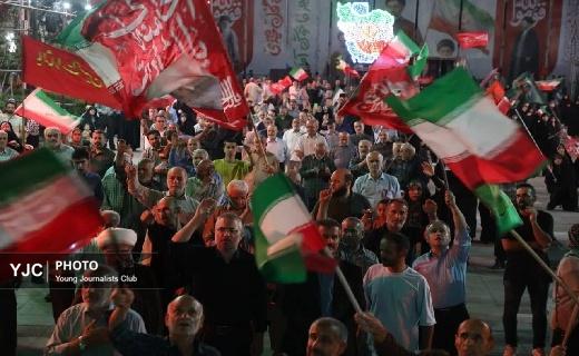 حضور خانواده‌ها و جوانان رشتی در قرار شبانه میدان شهدای ذهاب