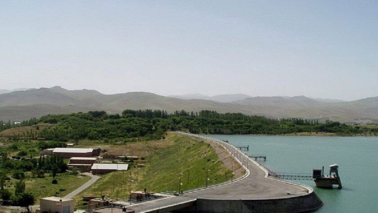مدیریت منابع آب در مهاباد؛ از تولید انرژی در نیروگاه سد تا انسداد چاه‌های غیرمجاز و لایروبی رودخانه